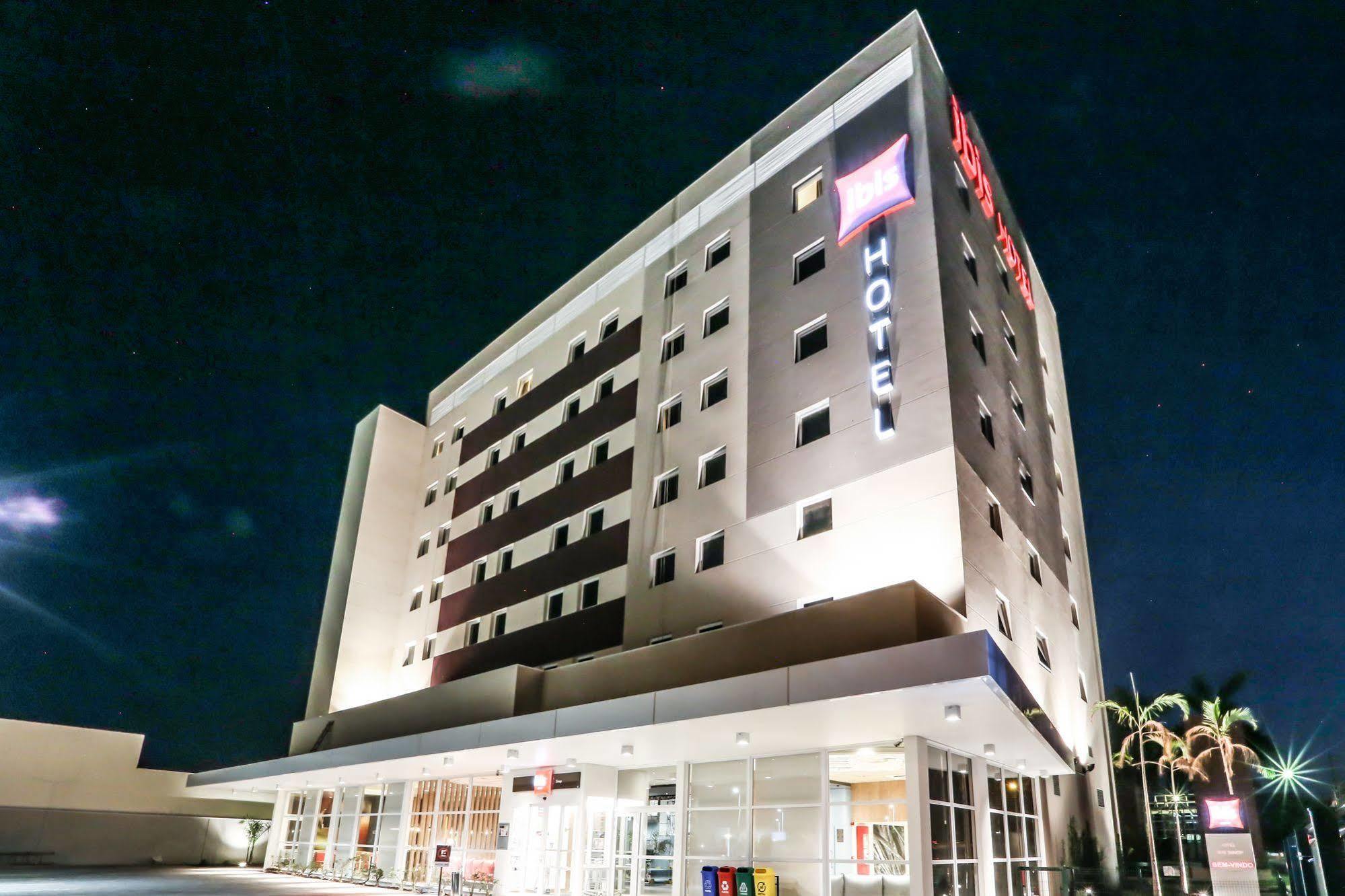 Ibis Sinop Hotel Exterior foto